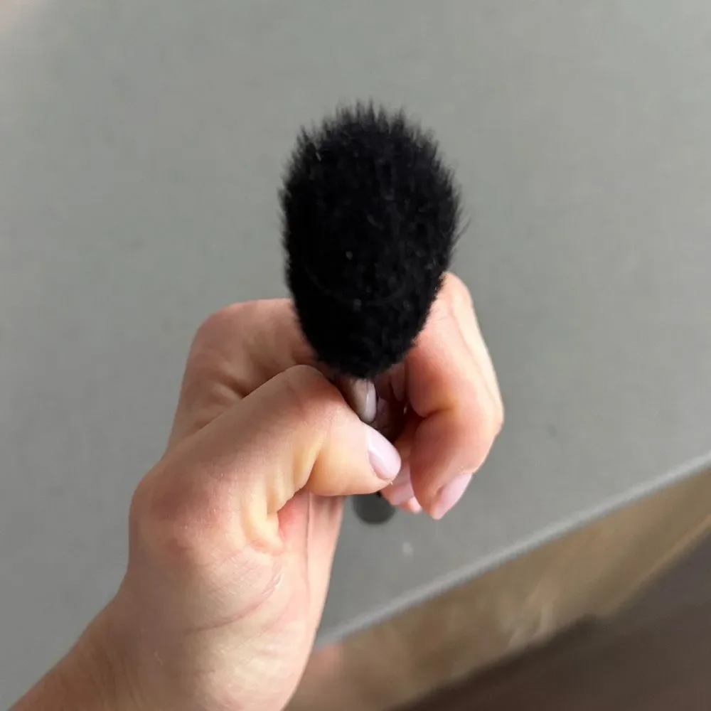 Marc Jacobs Sleek Blush Black Makeup Brush